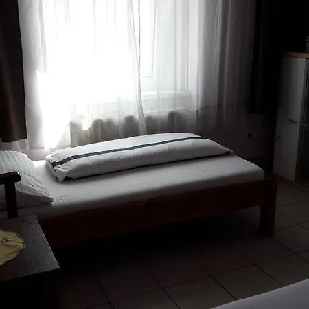 Gasthof Ubytovani-plzen-can *